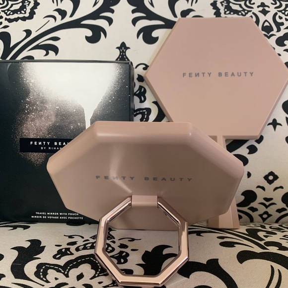 Fenty beauty hand mirror tagreti
